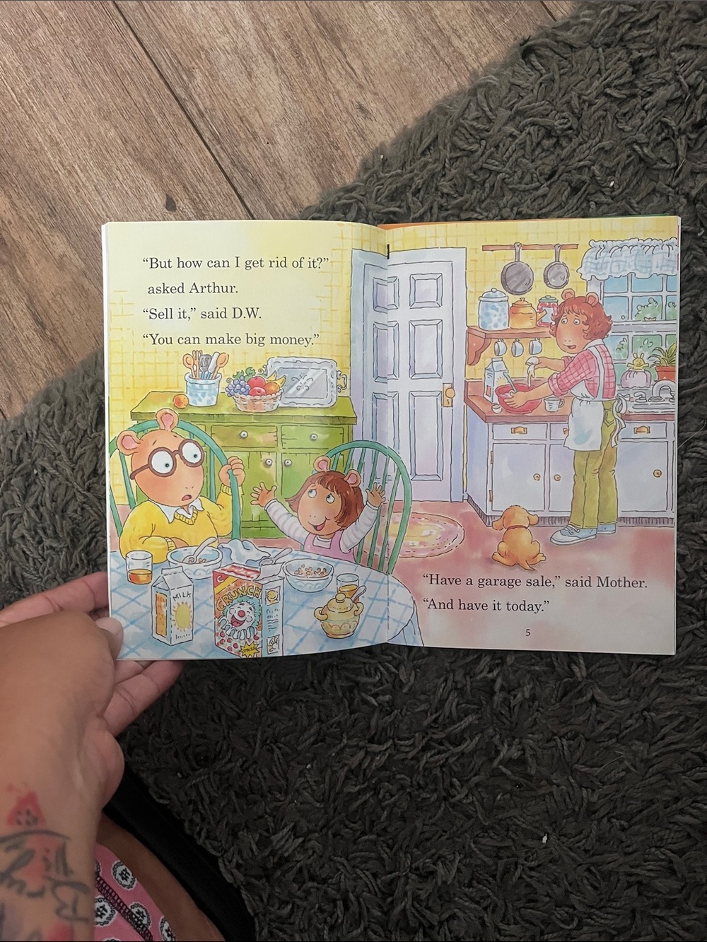 Arthur Books - Picture 5 of 5